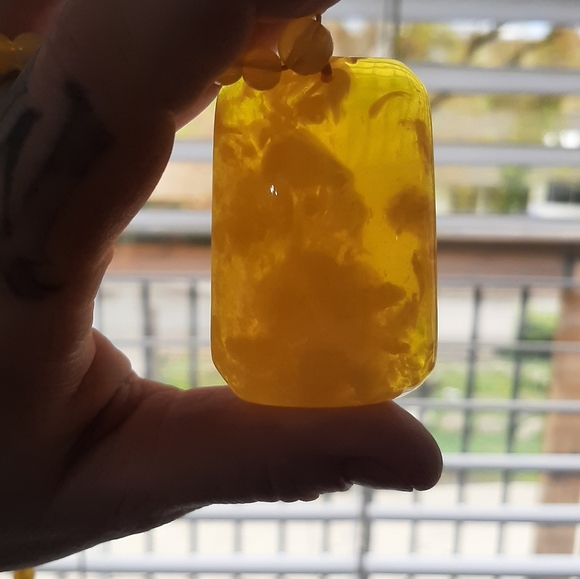 Certified Natural Mexico Yellow Amber Beeswax  - Picture 4 of 4